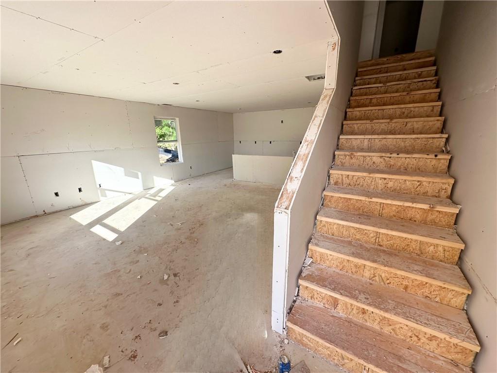 115 Deer Crossing Temple, GA 30179 - Photo 4 of 27 a view of entryway