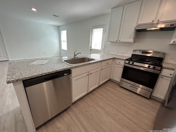 $1,645 | 4206 Osmosis Drive, San Antonio, TX 78223