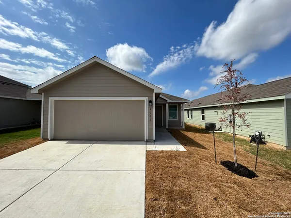 $1,645 | 4206 Osmosis Drive, San Antonio, TX 78223