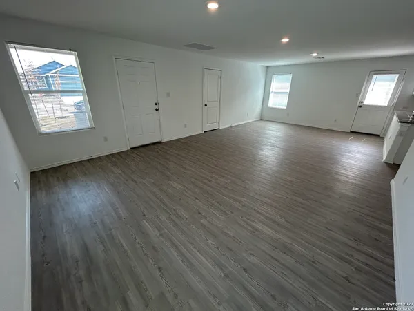 $1,645 | 4206 Osmosis Drive, San Antonio, TX 78223