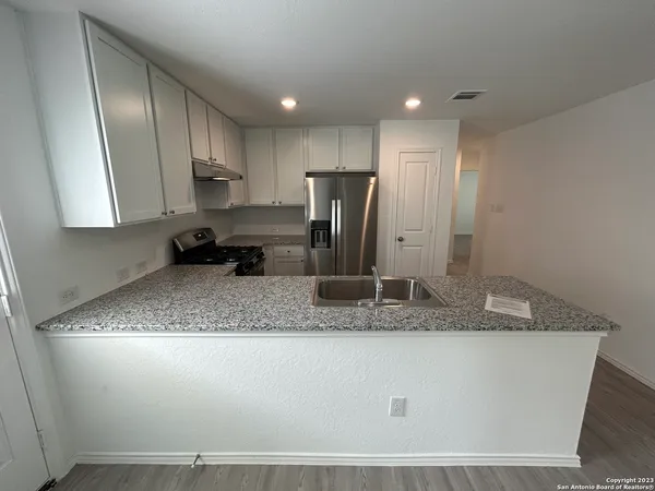 $1,645 | 4206 Osmosis Drive, San Antonio, TX 78223