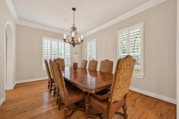$990,000 | 10932 Lasso Lane, Houston, TX 77079