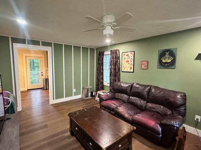 4073 Twin Springs Road Gainesville, GA 30507 - Photo 27 of 41 a living room with furniture and a window