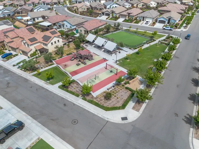 $630,000 | 572 Pinnacle Drive, Madera, CA 93636