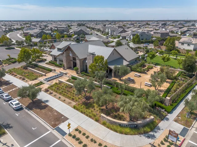 $630,000 | 572 Pinnacle Drive, Madera, CA 93636