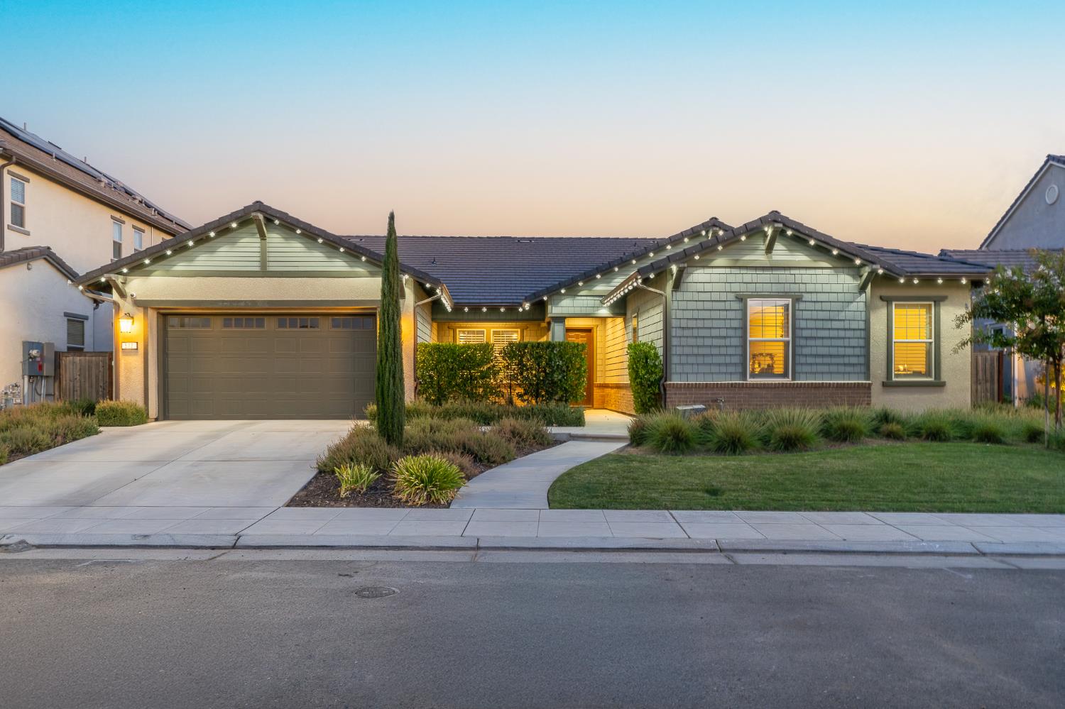 572 Pinnacle Drive Madera, CA 93636 - Photo 9 of 32