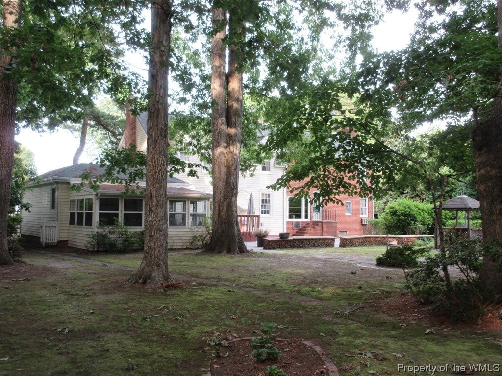 107 Botetourt Road Newport News, VA 23601 - Photo 16 of 50 Gallery Image 16