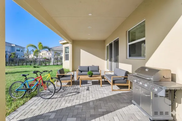 $3,200 | 5747 Shore Pine Place, Loxahatchee, FL 33470