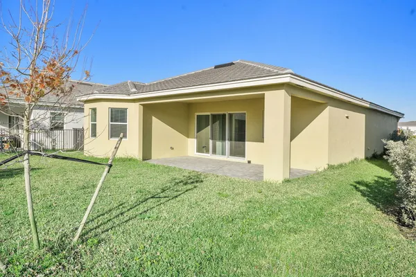 $3,200 | 5747 Shore Pine Place, Loxahatchee, FL 33470