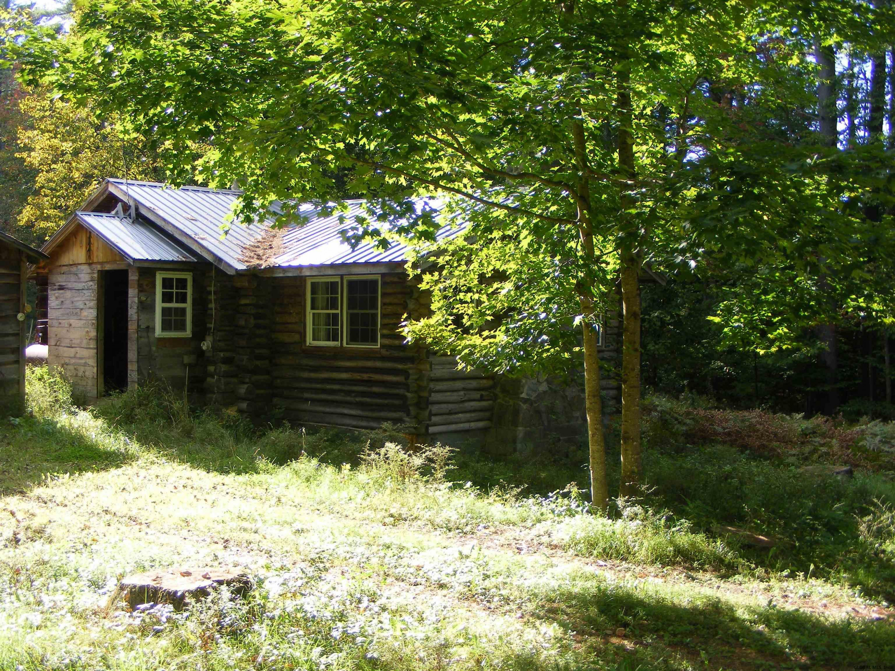 112 Rice Road Hope, NY 12134 - Photo 4 of 27 Photo 4