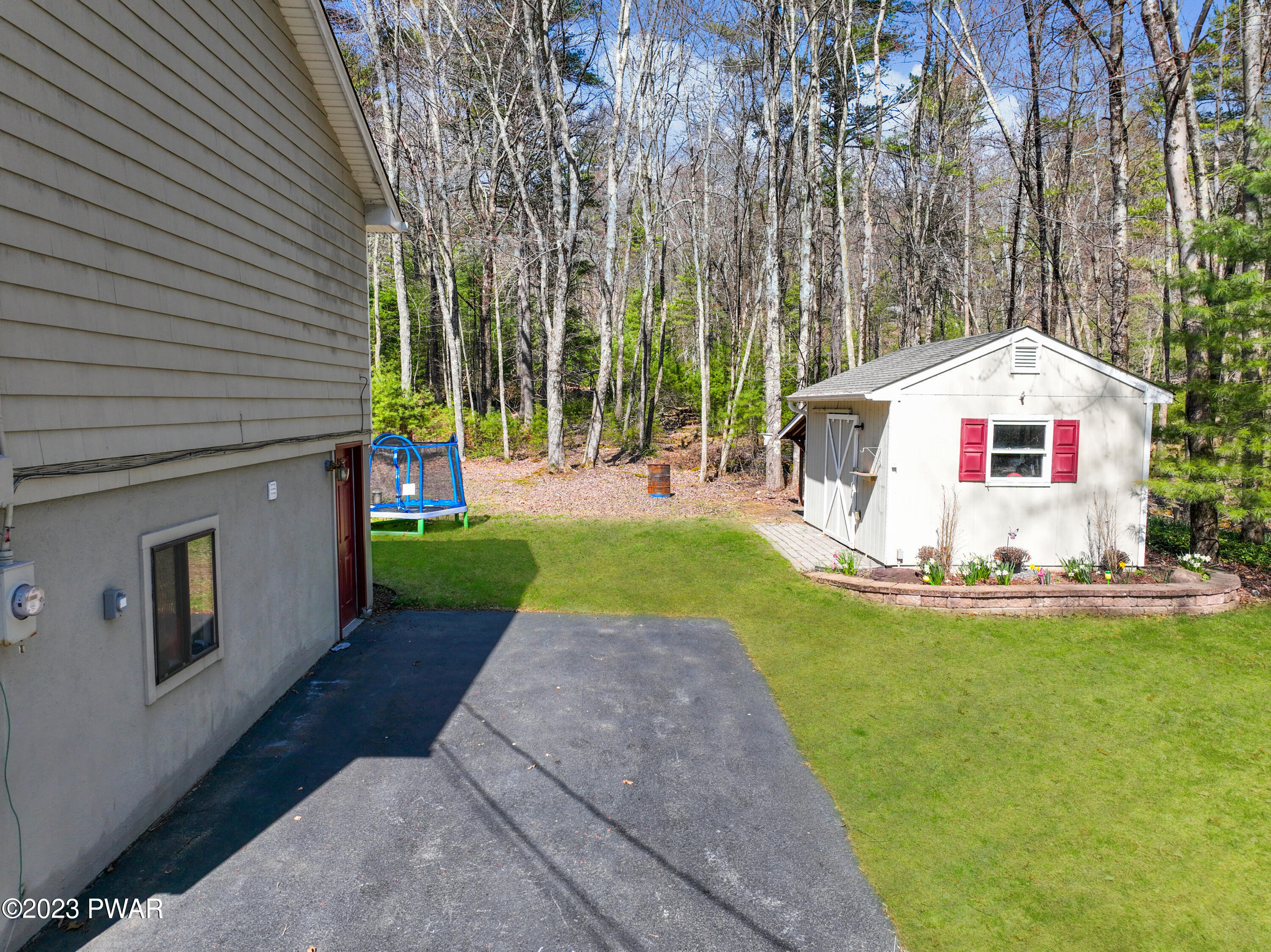 193 Christian Hill Road Milford, PA 18337 - Photo 4 of 38