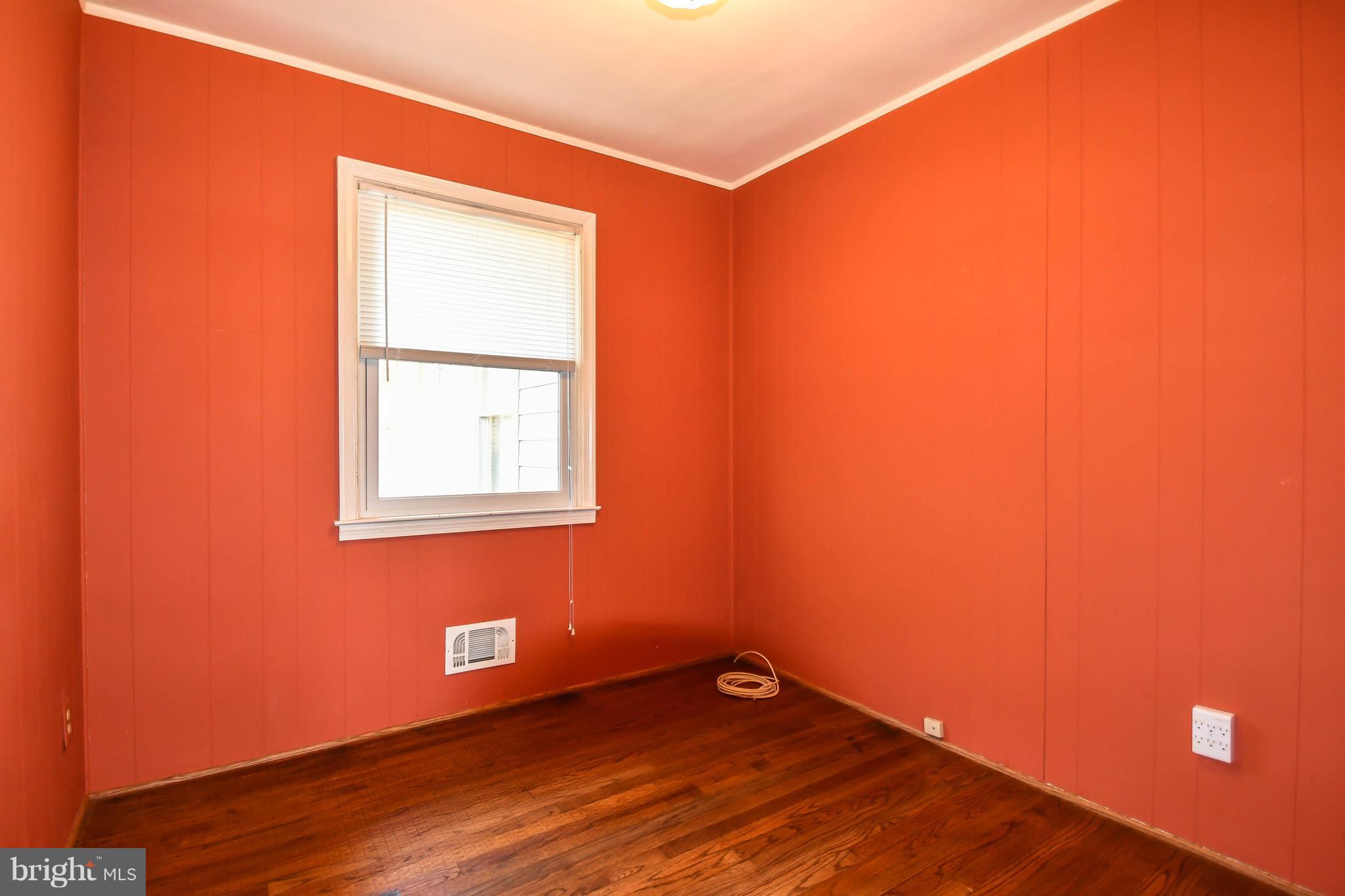 13623 Bardon Road Phoenix, MD 21131 - Photo 23 of 35 3rd Bedroom