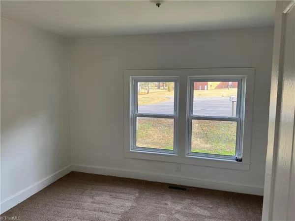 $199,900 | 107 Hillcrest Street, Mocksville, NC 27028