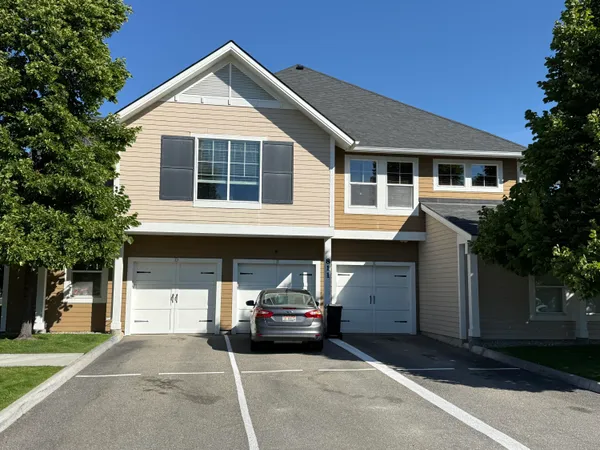 $415,000 | 811 White Cloud Lane, Unit E, Hailey, ID 83333