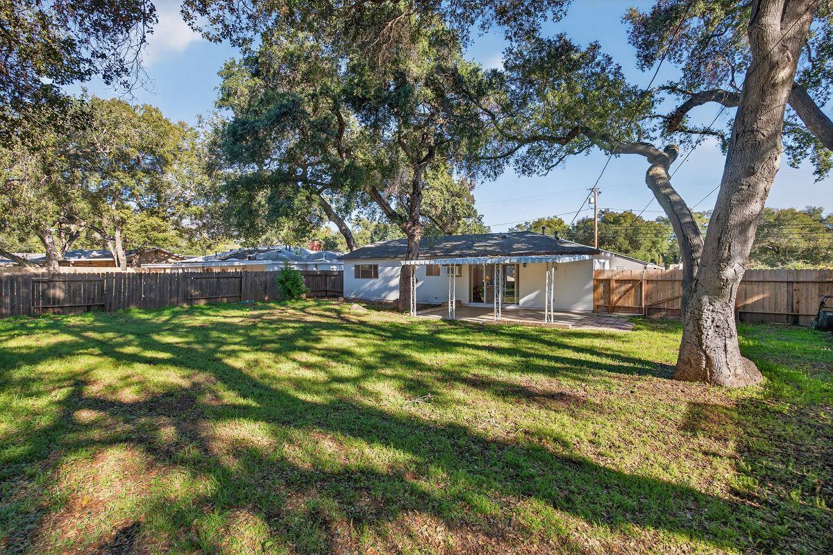 1053 South Rice Road Ojai, CA 93023 - Photo 2 of 11