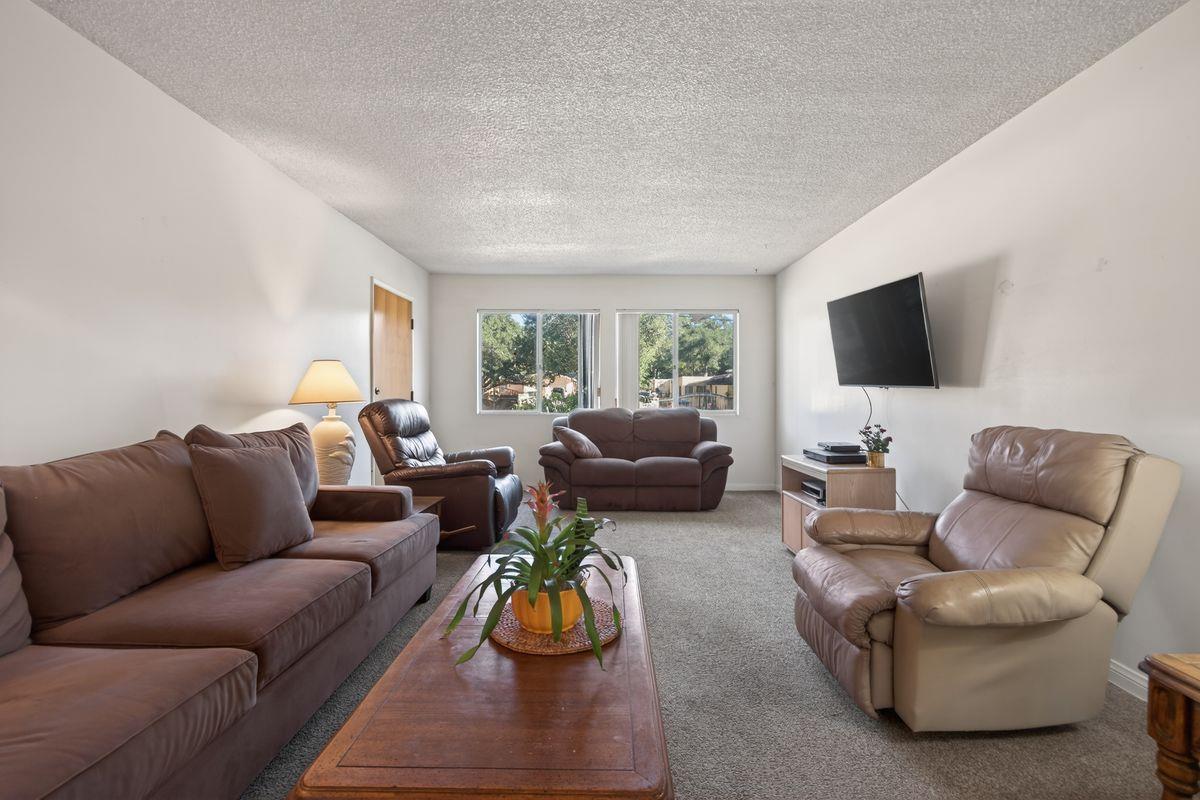 1053 South Rice Road Ojai, CA 93023 - Photo 4 of 11