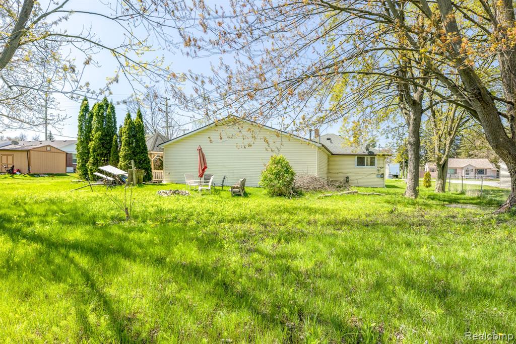 2532 Michigan Road Port Huron, MI 48060 - Photo 23 of 24