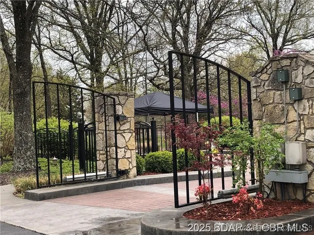 $649,000 | 530 Big Cedar Drive, Camdenton, MO 65020