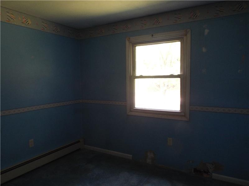 17 Harrison Road Naples, ME 04055 - Photo 7 of 10 Bedroom.