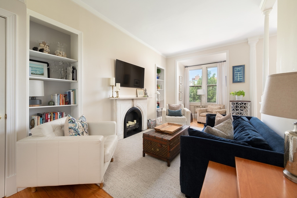 84 Commonwealth Avenue, Unit 4 Boston, MA 02116 - Photo 2 of 22