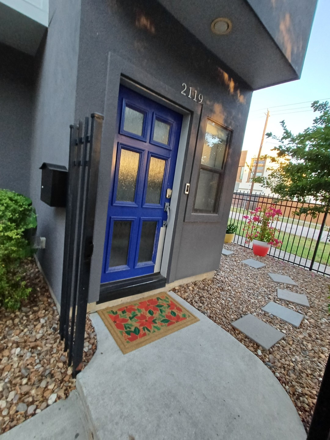 2119 Hadley Street Houston, TX 77003 - Photo 23 of 29