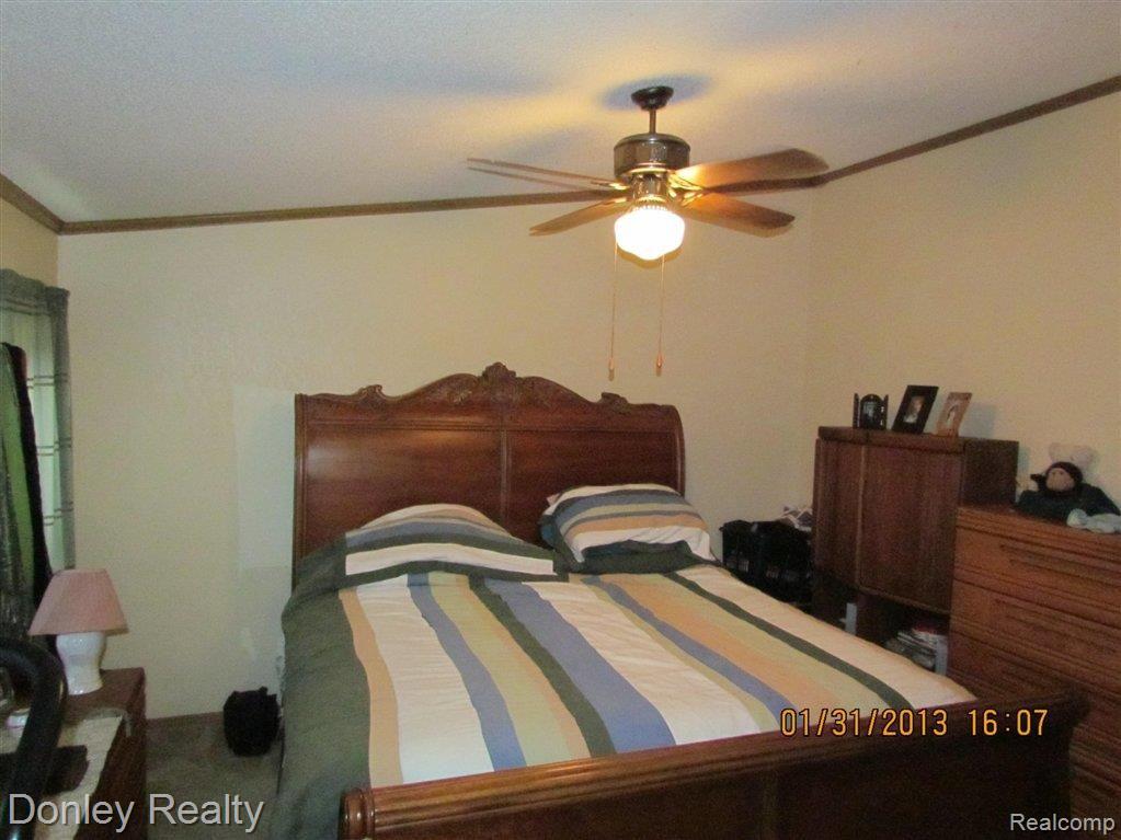 6457 Snover Road Decker, MI 48426 - Photo 16 of 19 IMG_1075.JPG