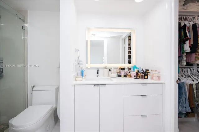 $2,600 | 10875 Southwest 112th Avenue, Unit 204, Miami, FL 33176