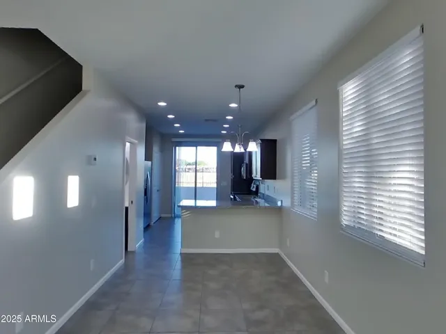 $1,889 | 10336 West Devonshire Avenue, Phoenix, AZ 85037