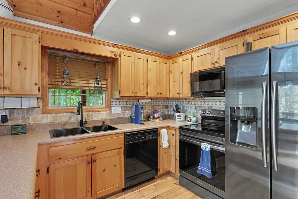 340 Vista Hills Road Murphy, NC 28906 - Photo 17 of 56