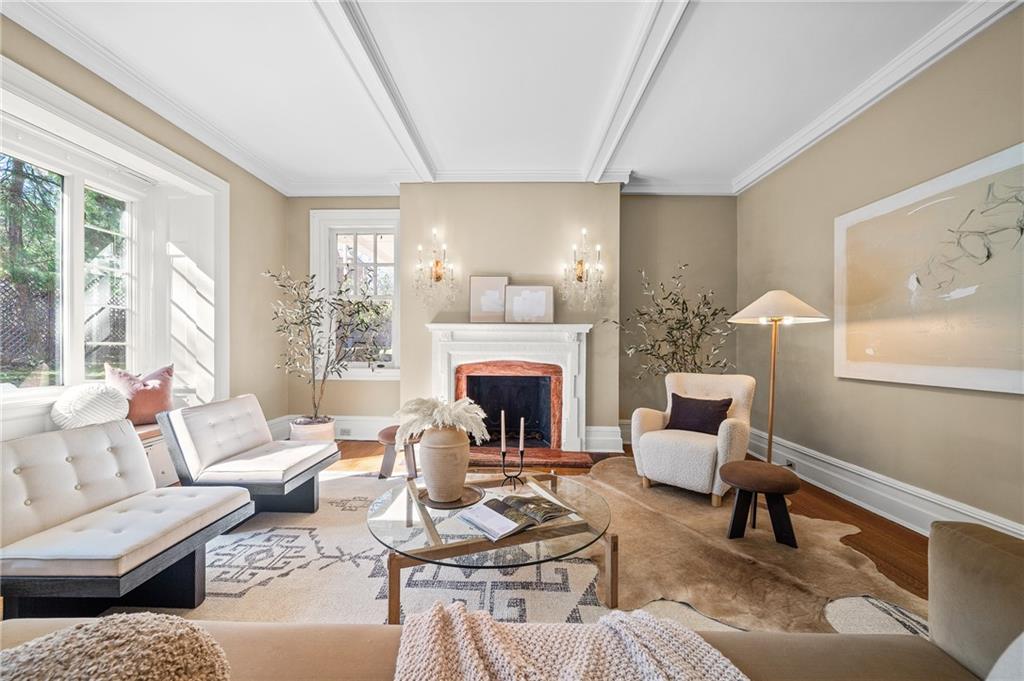 115 Woodland Road Pittsburgh, PA 15232 - Photo 10 of 50 a living room with furniture and a fireplace
