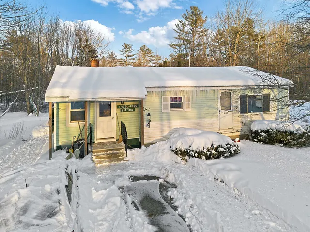 $199,900 | 232 Narrows Pond Road, Winthrop, ME 04364