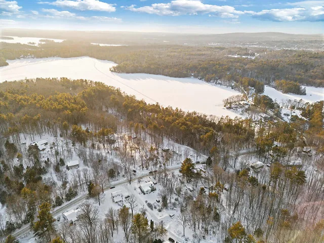 $199,900 | 232 Narrows Pond Road, Winthrop, ME 04364