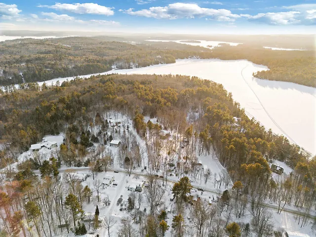 $199,900 | 232 Narrows Pond Road, Winthrop, ME 04364