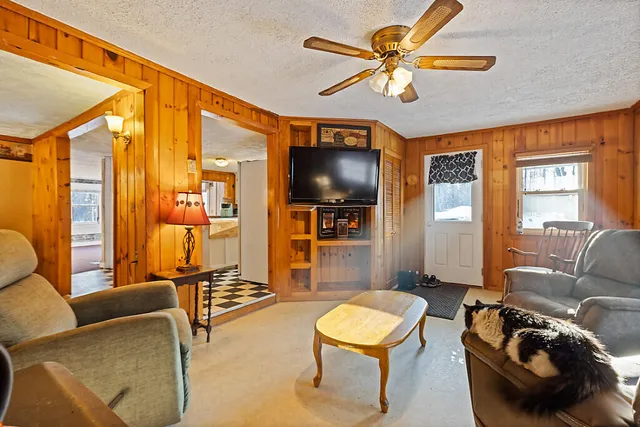 $199,900 | 232 Narrows Pond Road, Winthrop, ME 04364