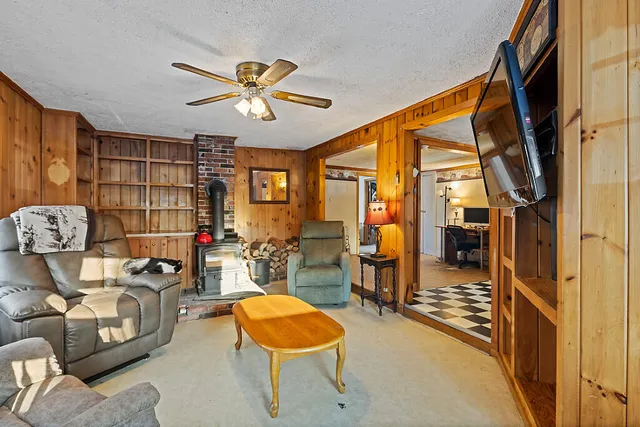 $199,900 | 232 Narrows Pond Road, Winthrop, ME 04364