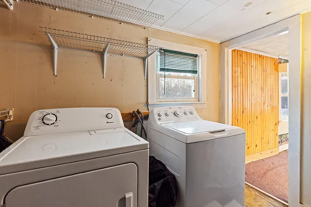 $199,900 | 232 Narrows Pond Road, Winthrop, ME 04364