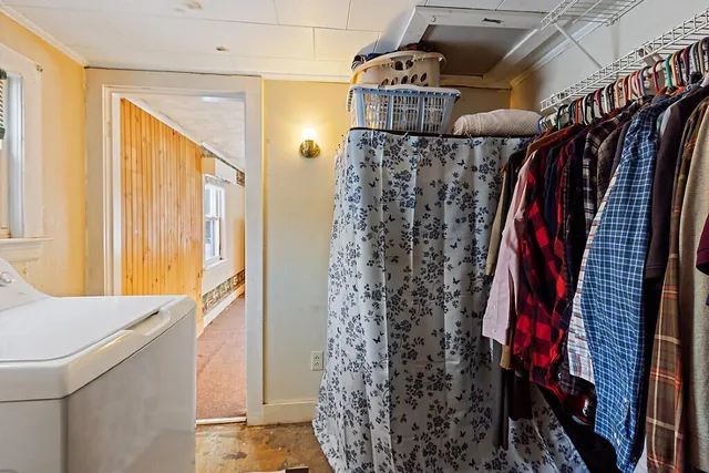 $199,900 | 232 Narrows Pond Road, Winthrop, ME 04364