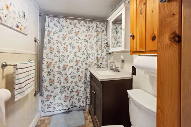 $199,900 | 232 Narrows Pond Road, Winthrop, ME 04364