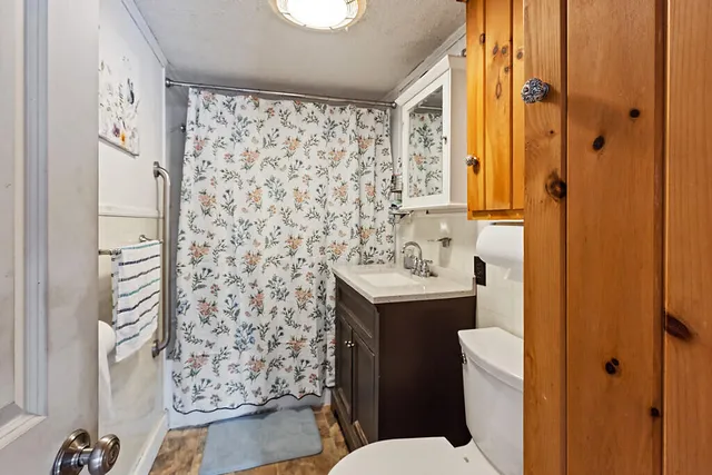 $199,900 | 232 Narrows Pond Road, Winthrop, ME 04364