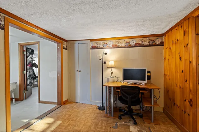 $199,900 | 232 Narrows Pond Road, Winthrop, ME 04364