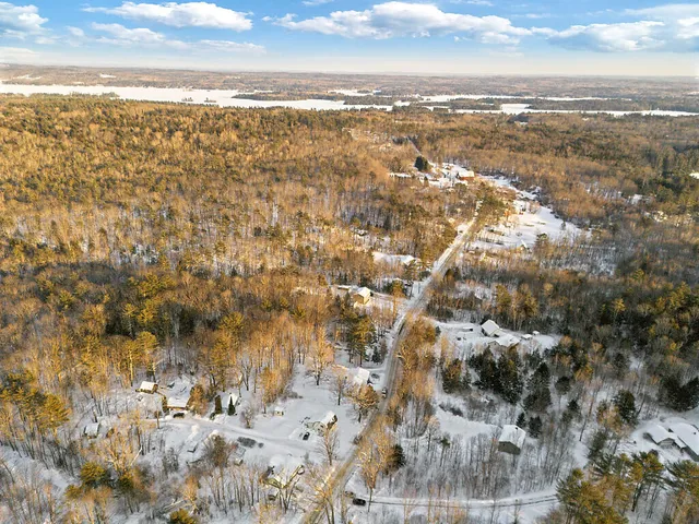 $199,900 | 232 Narrows Pond Road, Winthrop, ME 04364