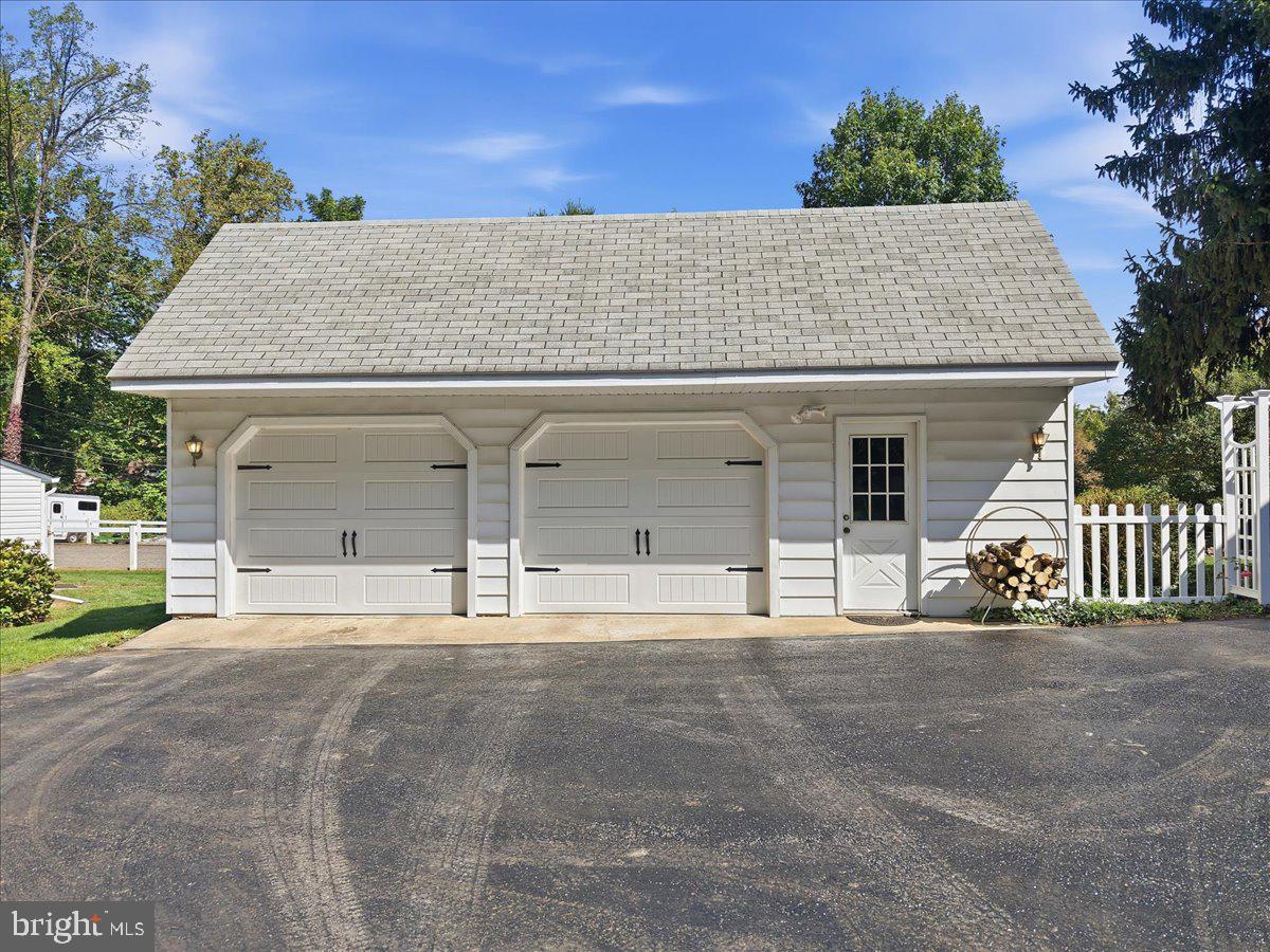 2289 Beaver Hill Road Chester Springs, PA 19425 - Photo 49 of 80 Gallery Image 49