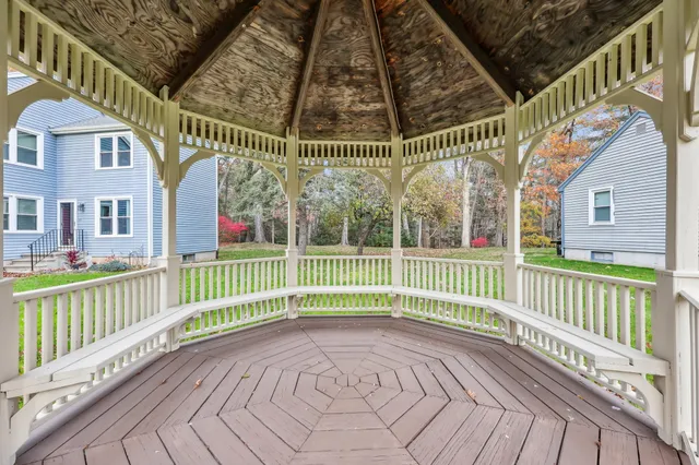 $239,900 | 24 Rushford Meade, Unit 24, Granby, CT 06035