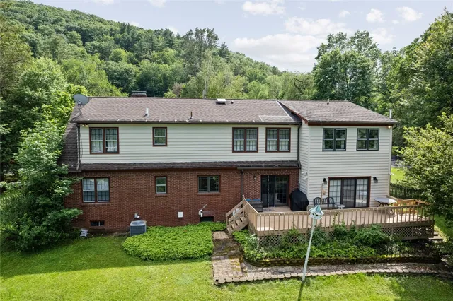 $424,900 | 40 Blackstone Avenue, Binghamton, NY 13903