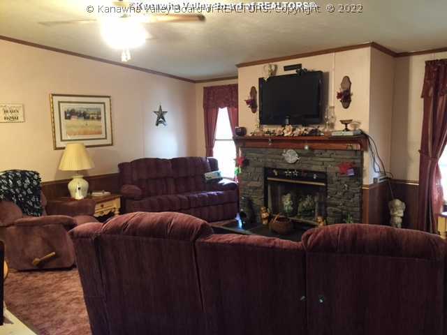 454 Golden Drive Ripley, WV 25271 - Photo 5 of 14 Living Room.