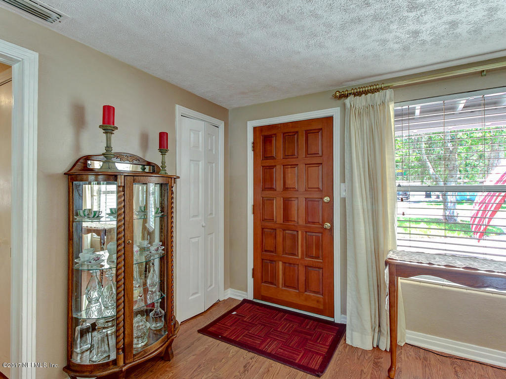 5138 Spring Glen Road Jacksonville, FL 32207 - Photo 5 of 29 5138 Spring Glen Rd-MLS_Size-008-11-Foye