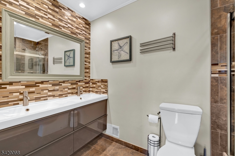 318 Daniel Street Dover, NJ 07801 - Photo 23 of 36