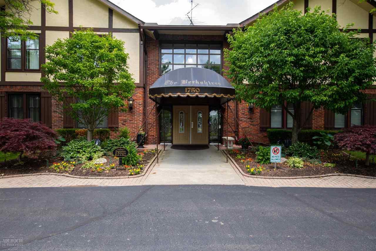 1750 Vernier Road, Unit 17 Grosse Pointe Woods, MI 48236 - Photo 33 of 33