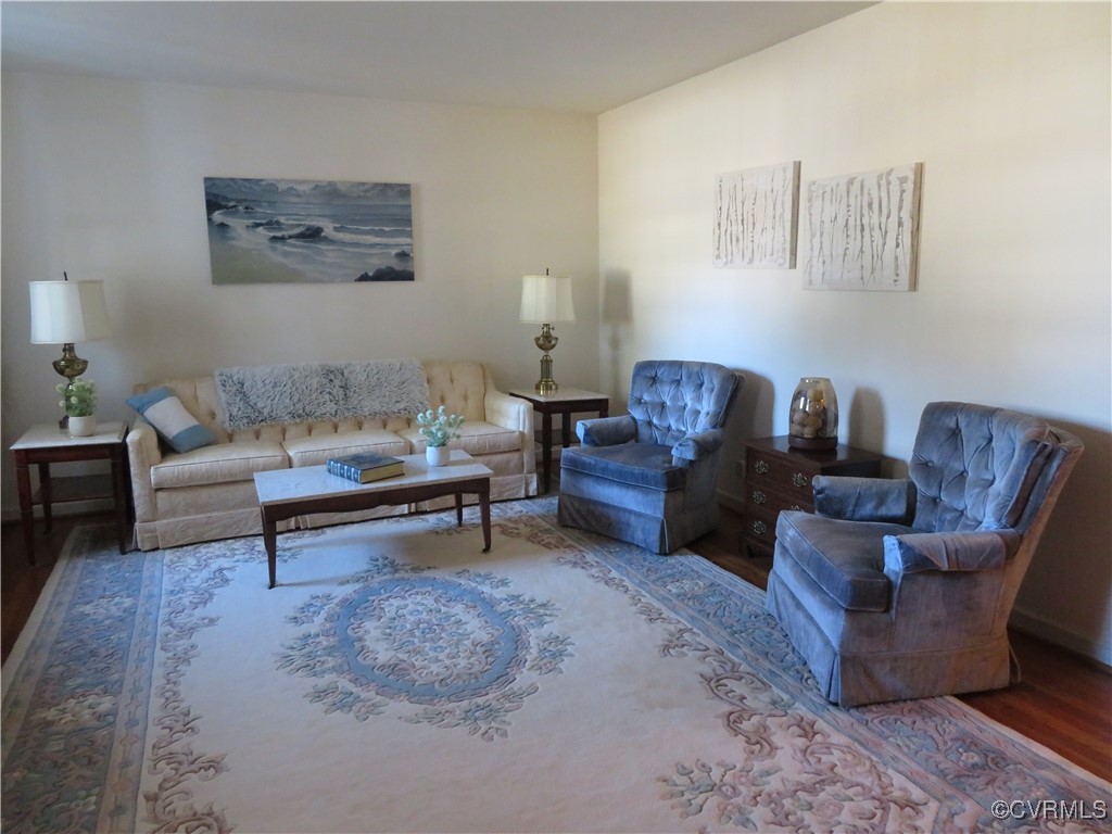 4612 Fairway Road Petersburg, VA 23803 - Photo 21 of 50 a living room with furniture and a rug