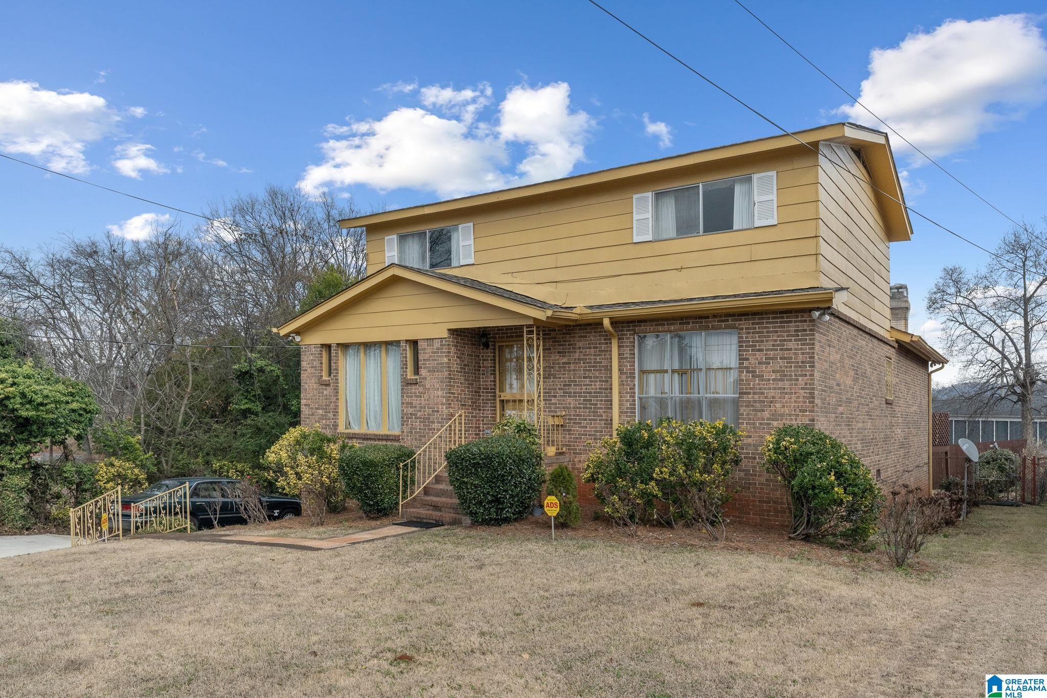 813 Goldwire Place Southwest Birmingham, AL 35211 - Photo 1 of 36